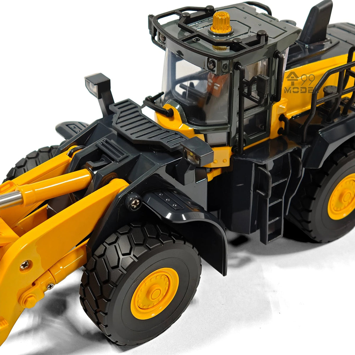 In Stock WA475 RC Loader 1/50 YG475 Electric RC Loader Model RTR Version with Lights and Sounds Remote Control Car Toy Gift